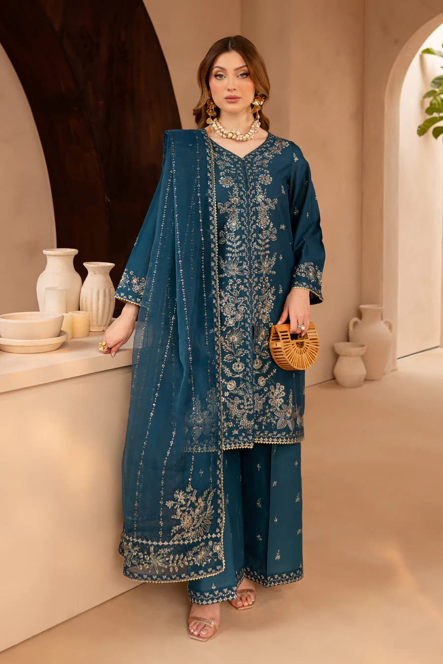 Teal blue embroidered unstitched 3 piece lawn suit with embroidered organza dupatta